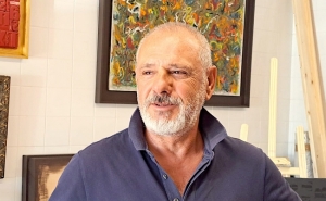 Galeria Aderita Artistic Space acolhe expo coletiva Atra Lux