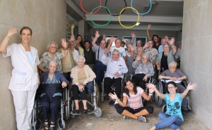 Idosos de Vila do Bispo assistem ao Portugal x Letónia no Estádio do Algarve