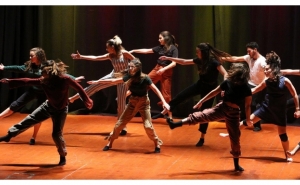 5.ª edição do «ENTRELAÇADOS» traz espetáculos de dança contemporânea, performances, workshops, mostra de vídeo-dança e uma exposição de fotografia 