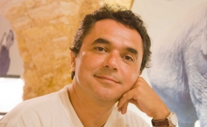 «LIVROS ABERTOS» COM PAULO CUNHA: APRESENTAÇÃO DO LIVRO «CEM DESABAFOS… SEM ESPINHAS»