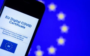 Covid-19: Certificado digital entra em vigor quinta-feira com um milhão já emitidos em Portugal