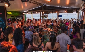 Sambabué leva Sambinha Pop ao pôr do sol às Muralhas de Faro