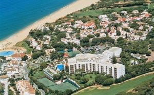 Trabalhadores de hotel de Vale do Lobo pedem aumentos salariais junto à unidade