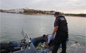 Polícia Marítima recolhe rede de pesca ilegal em Portimão