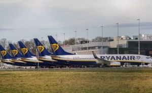 Ryanair apela aos clientes para reservar diretamente