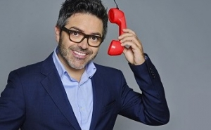 NILTON ESTREIA ESPÉTACULO NO FESTIVAL DE HUMOR SOLRIR