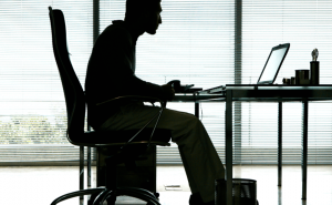 Impacto das mudanças laborais na saúde visual em destaque no congresso da SPO 