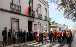 Castro Marim semeia Liberdade e constrói Bandeira de Sonhos, no 45.º aniversário do 25 de Abril 