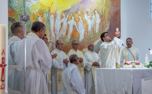 Novo padre do Algarve regressou à sua paróquia para celebrar a «Missa Nova»