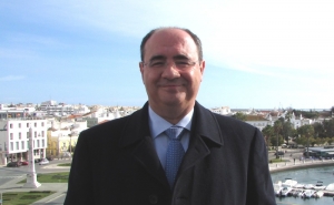 Câmara de Faro vai apurar quantos residentes do parque de campismo têm carências