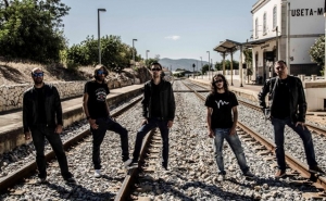 Tavira saúda 2015 com música e fogo de artifício