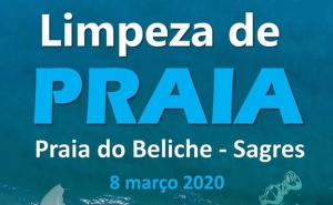 Joana Schenker em ação de limpeza de praia no Algarve