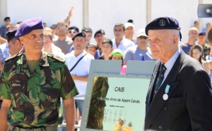 LANÇAMENTO DAS CINZAS DO COMANDANTE ALPOIM CALVÃO AO MAR