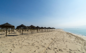 Praia Fuseta-Mar reabre após reposição de areias em tempo recorde