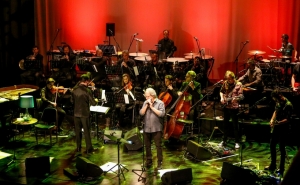 SÉRGIO GODINHO E ORQUESTRA CLÁSSICA DO SUL DERAM CONCERTO MEMORÁVEL NO CINE-TEATRO LOULETANO
