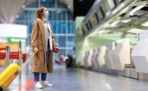 Ómicron provoca queda de 20% no tráfego aéreo europeu