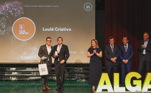 LOULÉ CRIATIVO DISTINGUIDO COM MEDALHA DE MÉRITO TURÍSTICO 