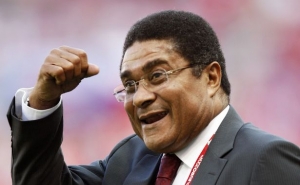 Câmara de Loulé dá o nome de Eusébio a avenida de acesso a Estádio Algarve