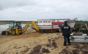 Últimas embarcações retiradas do Recovo da Culatra