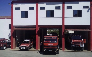 Bombeiros de Lisboa posicionam-se no Algarve em prevenção