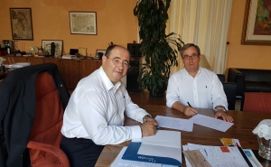 ESTRADA ENTRE VALADOS E SANTA BÁRBARA DE NEXE VAI SER REPAVIMENTADA