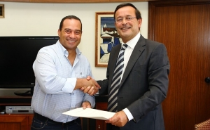 CARLOS SILVA E SOUSA ASSINA CONTRATOS-PROGRAMA COM CLUBES DESPORTIVOS