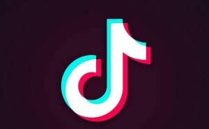TikTok: esta rede social chinesa cresceu sem ninguém dar por isso e é a nova «febre» dos jovens