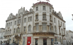 Primeiro hotel de luxo de Vila Real de Santo António pronto no verão de 2017