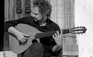 PEDRO JÓIA DINAMIZA MASTERCLASS, CONCERTO E CONVERSAS PERFORMATIVAS PARA ESCOLAS EM LOULÉ