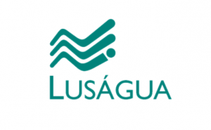 COVID-19: LUSÁGUA DESINFETA RUAS DE FARO