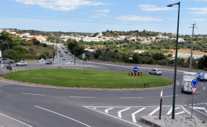 ROTUNDA CELEBRA PAISAGEM DO BARROCAL ALGARVIO