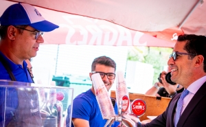 MILHARES DE PESSOAS NA ESTREIA DO ALBUFEIRA RADICAL