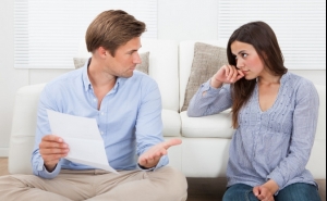 Deco Alerta: Uma infiltração no prédio está a inundar-te a garagem. E agora?