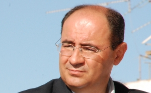 Faro em Haikou para reforçar laços 