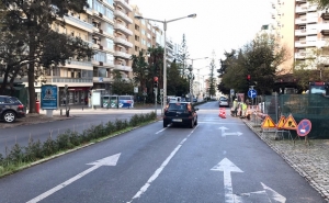 OBRAS NA AV. 5 DE OUTUBRO CONDICIONAM O TRÂNSITO