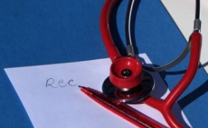 Polícia Judiciária deteve quatro pessoas por burla ao Serviço Nacional de Saúde 