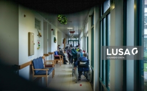 Covid-19: Visitas a lares permitidas no novo estado de emergência