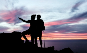 Marcha noturna alia prática desportiva  ao conhecimento da cidade olhanense