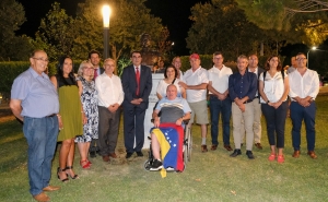 Libertadores Simón Bolívar e José de San Martín «reencontram-se» no Jardim das Comunidades em Almancil