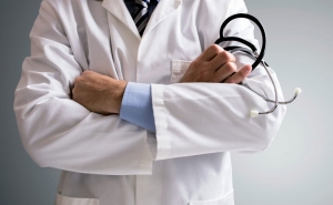 Pedidos de estrangeiros para exercer medicina em Portugal diminuíram com pandemia