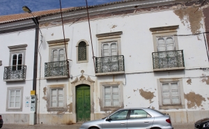 Demolição da Cobertura do Edifício do Compromisso Marítimo