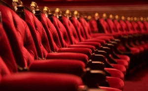 Teatro mobiliza 13% dos inquiridos em estudo sobre práticas culturais em Portugal