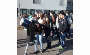 Eclipse de Sol observado na Escola Secundária de Loulé