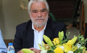 Neto Gomes lançou hoje livro sobre a carreira e vida de César Correia