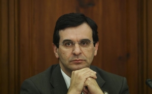 Ministro da Saúde compromete-se a acabar com «dificuldades inaceitáveis» no Algarve
