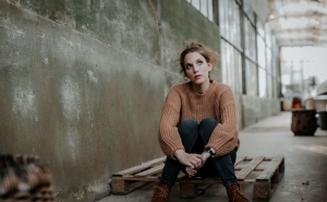 LUÍSA SOBRAL INAUGURA CICLO «PESSOALÍSSIMA» NO AUDITÓRIO DO SOLAR DA MÚSICA NOVA EM LOULÉ