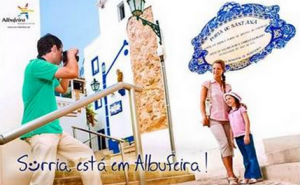 MUNICÍPIO VOLTA A CONVIDAR OS MAIS PEQUENOS PARA CRIAREM O «O MEU POSTAL DE NATAL - ALBUFEIRA 2020»