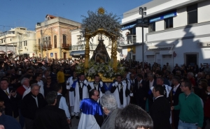 LOULÉ RECEBE IMAGEM DA MÃE SOBERANA NO DOMINGO DE PÁSCOA