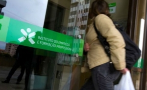 Desemprego cai para 10,8% no 2.º trimestre e toca mínimo desde início de 2011 