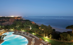 OCUPAÇÃO NO ALGARVE CRESCEU 6,6% EM 2016